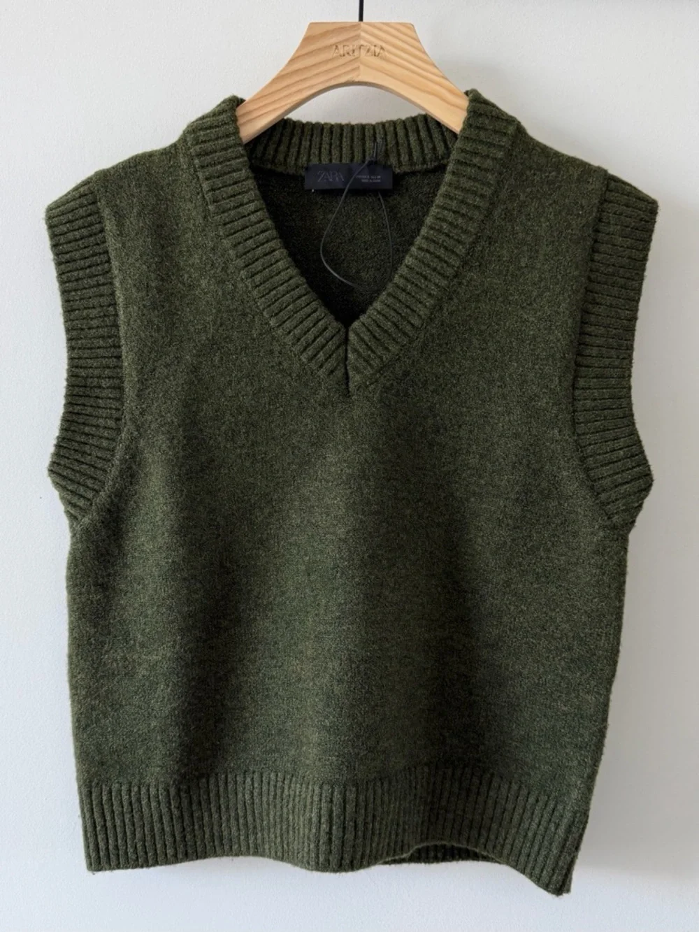 ZARA Olive Green Knit Sweater Vest V-Neck Soft Wool Blend Preppy Chic Size S - Picture 2 of 14